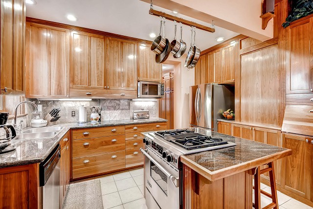 2932 Lafayette St Denver CO-large-014-Kitchen-1499x1000-72dpi